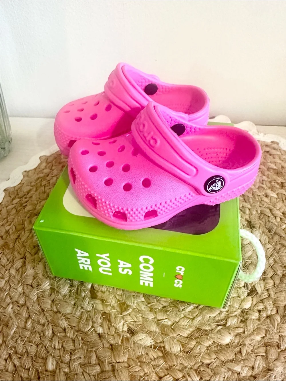 Crocs Classic Clog Toddler Girls Bright Hot Pink Shoes Size C6/7